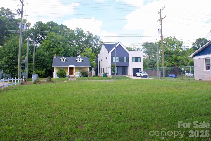 805 Norris Ave, Charlotte, NC 28206
