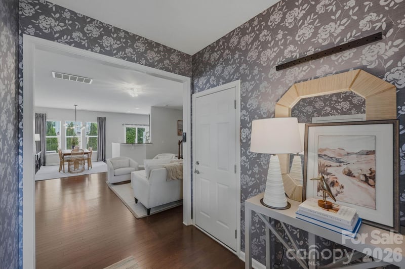 2403 Diplomat Ln, Charlotte, NC 28210