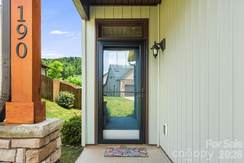 190 Water Leaf Dr, Weaverville, NC 28787