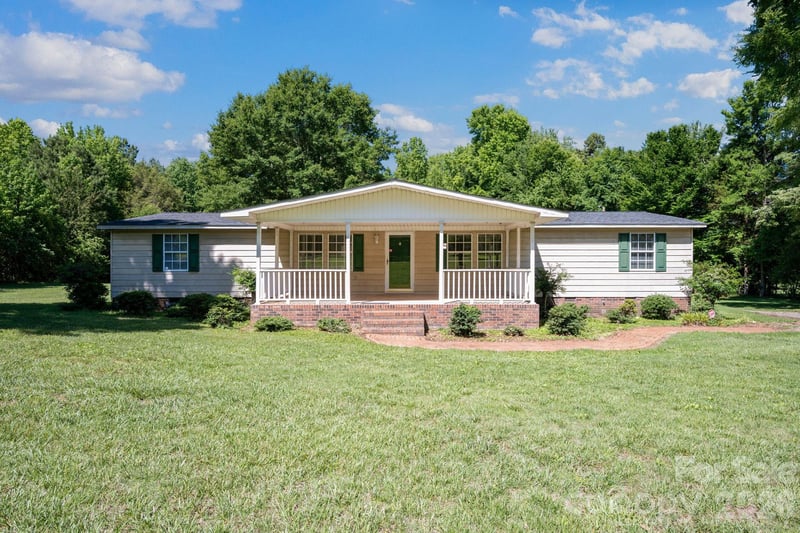 2107 Beth Haven Church Rd, Denver, NC 28037