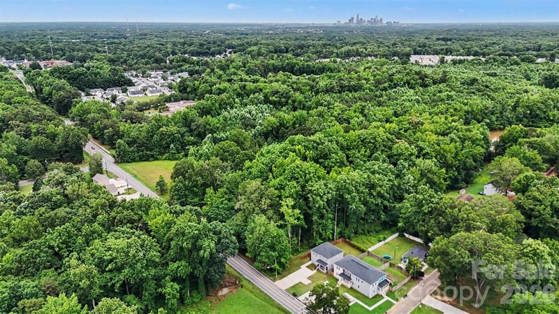 3511 Sugar Creek Rd, Charlotte, NC 28269