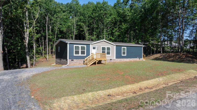 146 Oakstone Dr, Statesville, NC 28677