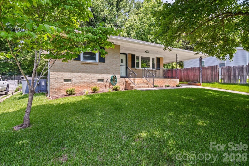 240 Nila Dawn Ave, Gastonia, NC 28052