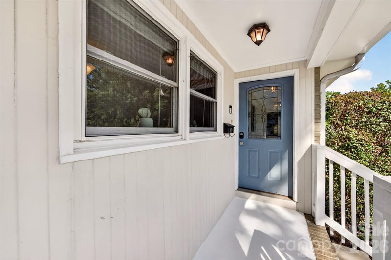 609 Kenlough Dr, Charlotte, NC 28209