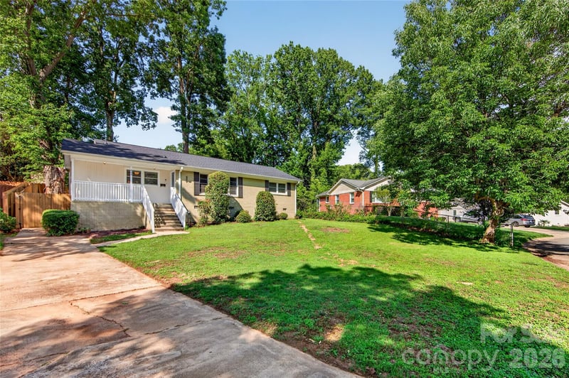609 Kenlough Dr, Charlotte, NC 28209