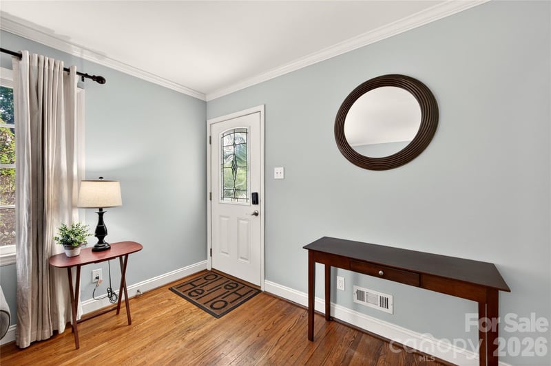 609 Kenlough Dr, Charlotte, NC 28209