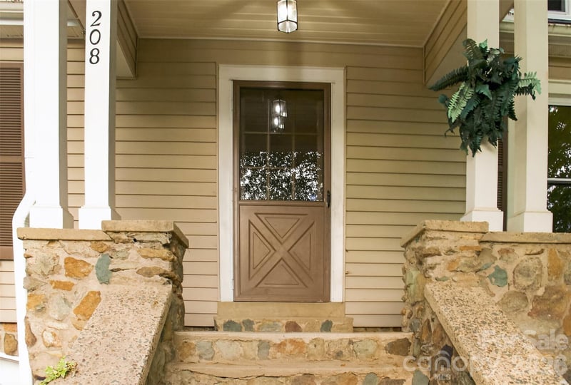 208 5th St, Albemarle, NC 28001