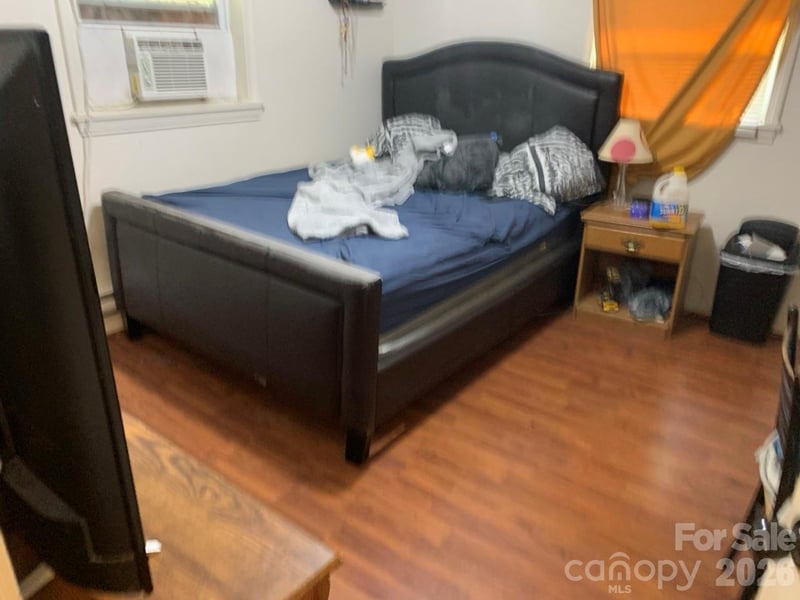 101 Ramsey St, Morganton, NC 28655