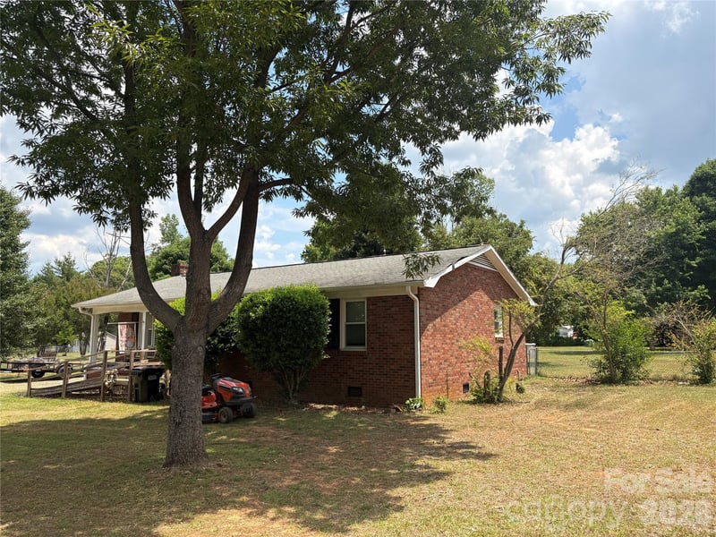 9289 Fisher Rd, Rockwell, NC 28138