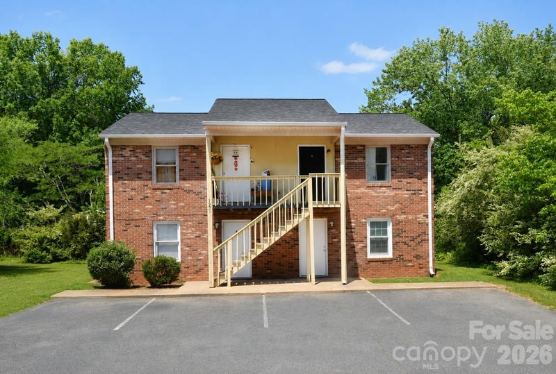 1963 1971 1977 Lakeview Rd, Asheboro, NC 27203