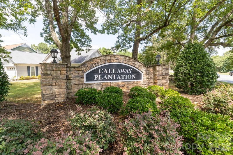 9607 Clifton Meadow Dr, Matthews, NC 28105