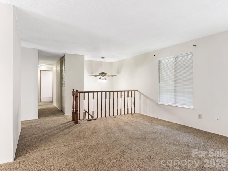 6534 Rollingridge Dr, Charlotte, NC 28211
