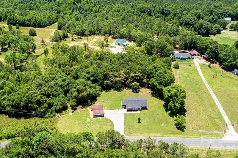 2221 New Hope Church Rd, Chester, SC 29706