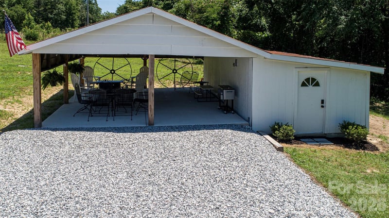 2221 New Hope Church Rd, Chester, SC 29706