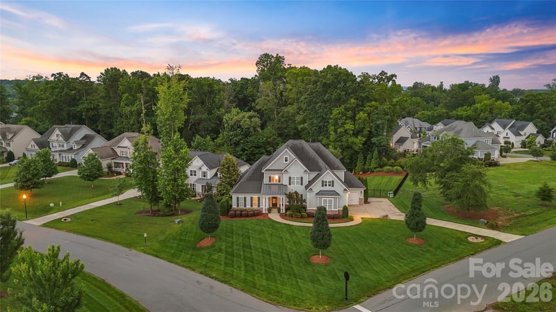 200 Seven Oaks Ldg, Belmont, NC 28012