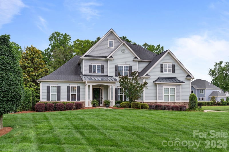 200 Seven Oaks Ldg, Belmont, NC 28012