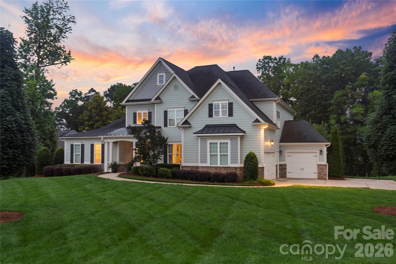 200 Seven Oaks Ldg, Belmont, NC 28012