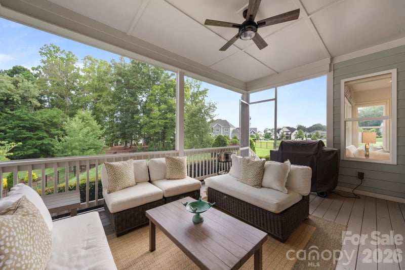 200 Seven Oaks Ldg, Belmont, NC 28012