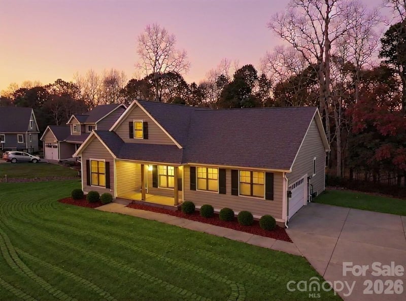 2656 Polo Ln, Maiden, NC 28650