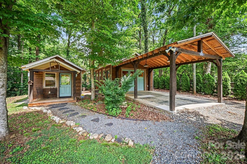 118 Lutomma Cir, Charlotte, NC 28270