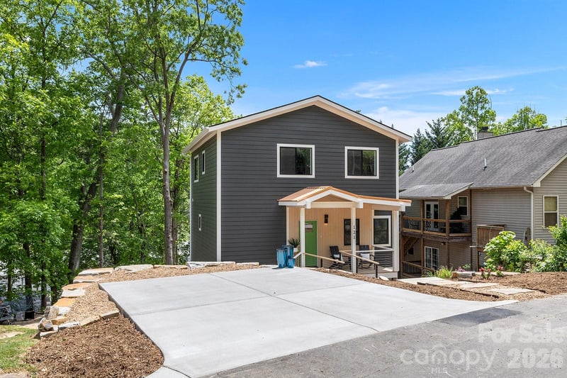 121 Laurel Loop, Asheville, NC 28806