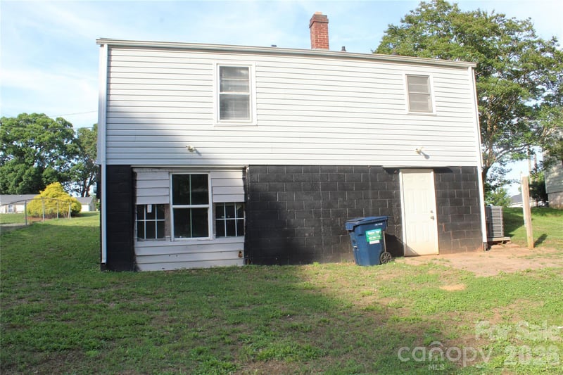 406 Mill St, Landis, NC 28088