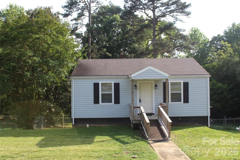 406 Mill St, Landis, NC 28088