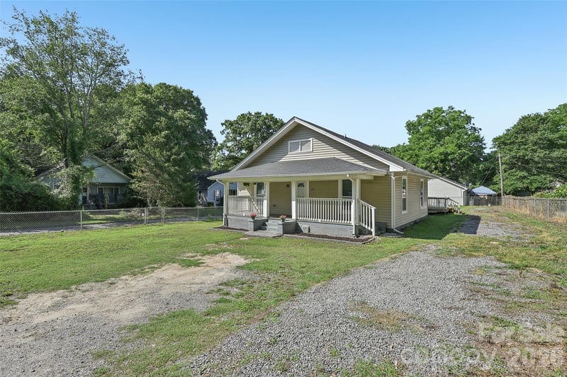 2509 Gardner St, Gastonia, NC 28056