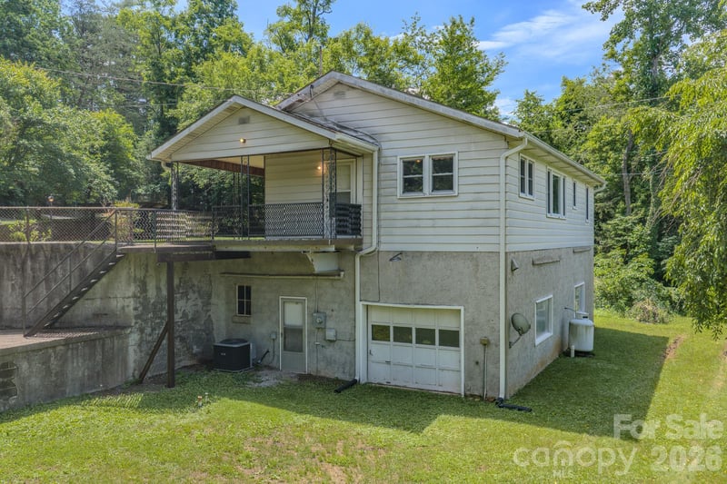 456 Lower Grassy Branch Rd, Asheville, NC 28805