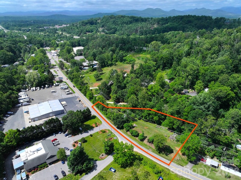 99999 Old Weaverville Rd, Asheville, NC 28804