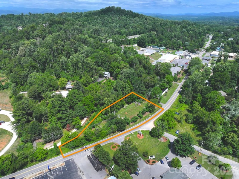 99999 Old Weaverville Rd, Asheville, NC 28804