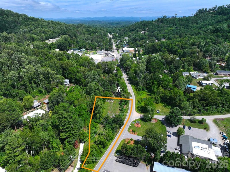 99999 Old Weaverville Rd, Asheville, NC 28804