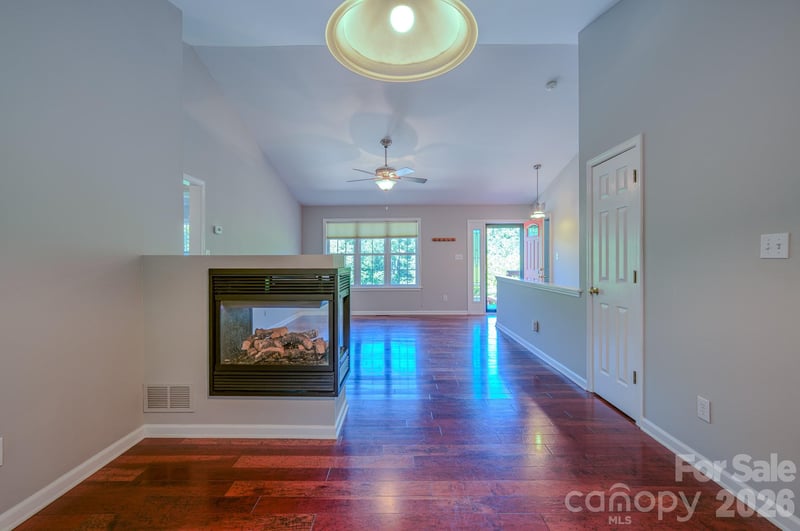 102 Forest Lake Dr, Asheville, NC 28803