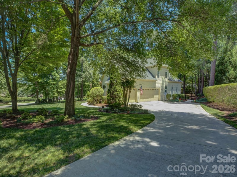 3912 Lake Spring Cove Ct, Denver, NC 28037