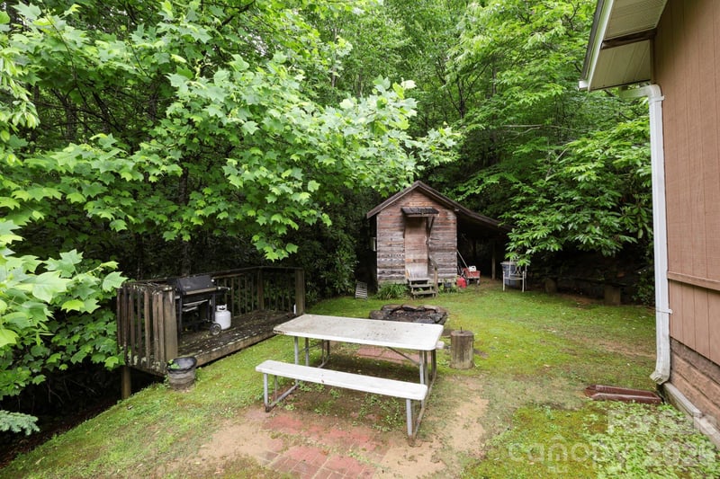153 Gray Fox Rd #5, Rosman, NC 28772