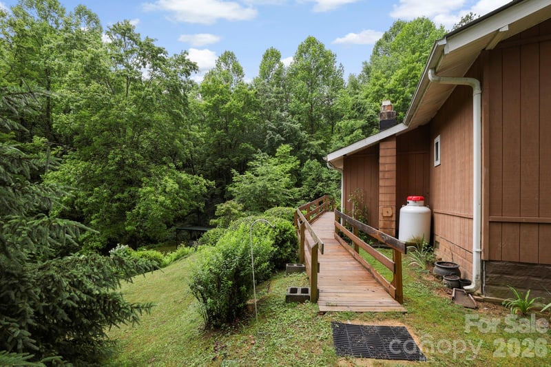 153 Gray Fox Rd #5, Rosman, NC 28772
