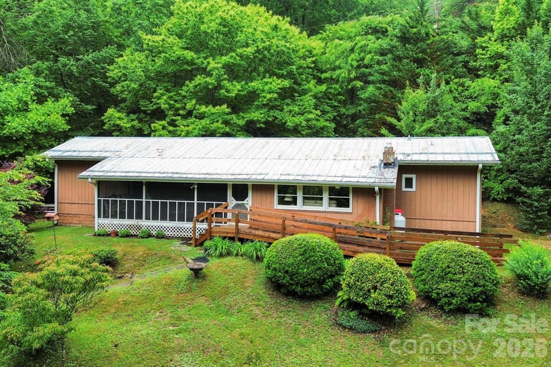153 Gray Fox Rd #5, Rosman, NC 28772