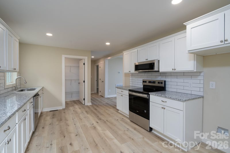 185 Garden Ln, Salisbury, NC 28146
