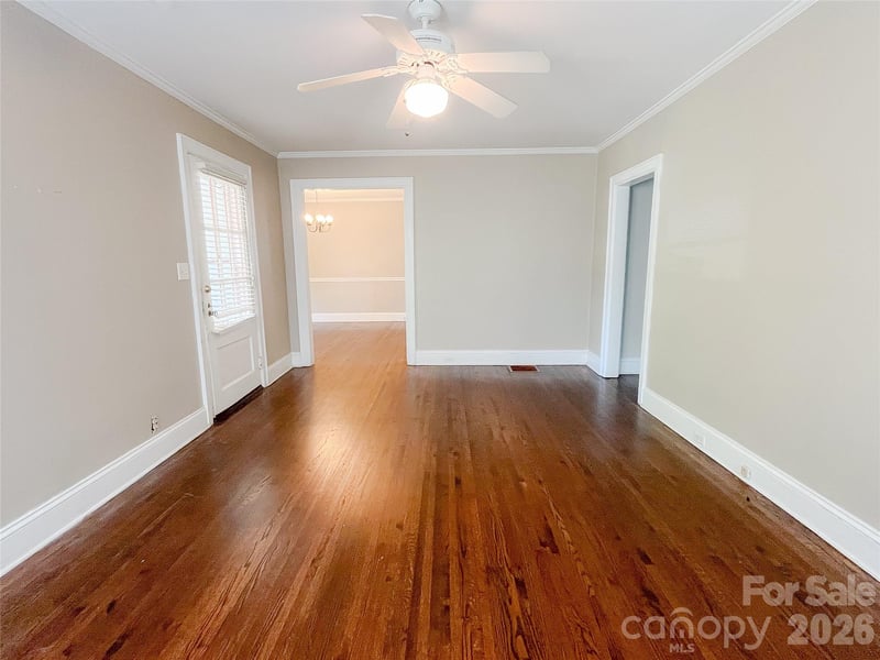 2105 Chesterfield Ave, Charlotte, NC 28205