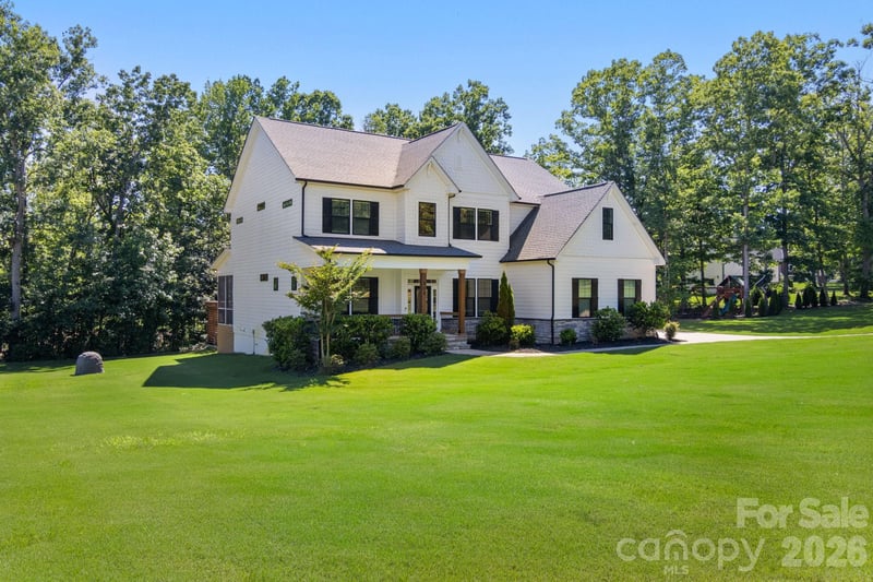 228 Herd Path Ct, Clover, SC 29710