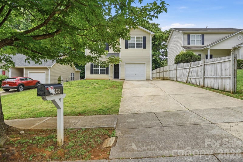 5232 Javitz Rd, Charlotte, NC 28216