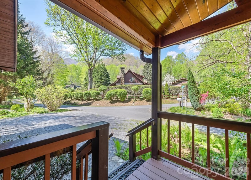 182 Laurel Branch Rd, Maggie Valley, NC 28751