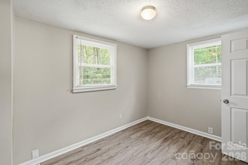 1120 Rita Ave, Statesville, NC 28677