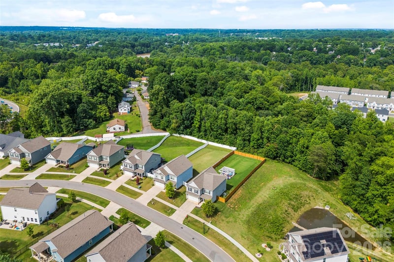240 Cramerton Mills Pw, Cramerton, NC 28032