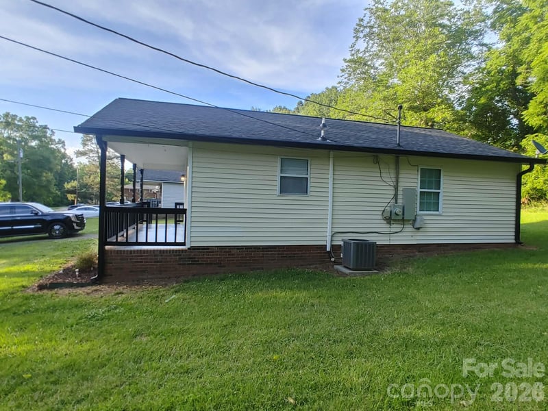 702 Harmon Rd, Kings Mountain, NC 28086