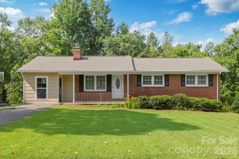 156 Eskimo Dr, Bostic, NC 28018