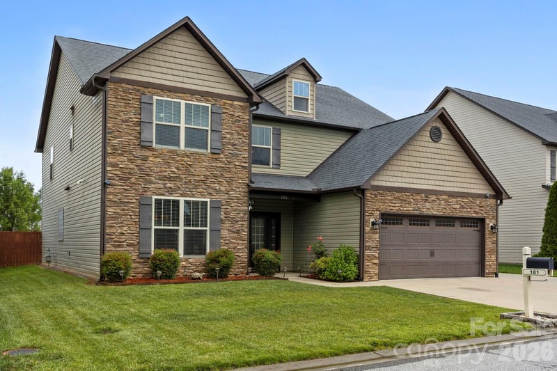 181 Alligator Dr, Fletcher, NC 28732