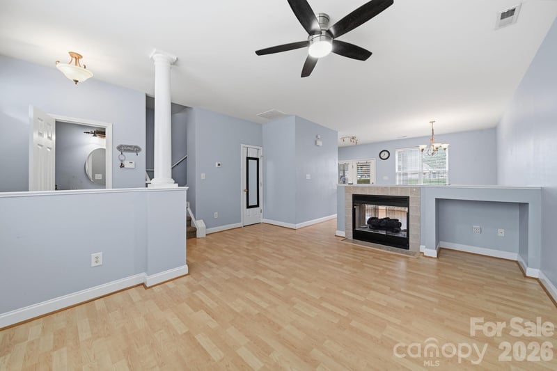 2422 Loch Stone Dr, Gastonia, NC 28054