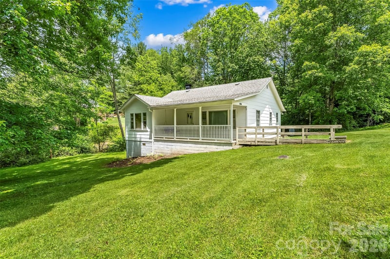 127 Stafford Rd, Spruce Pine, NC 28777