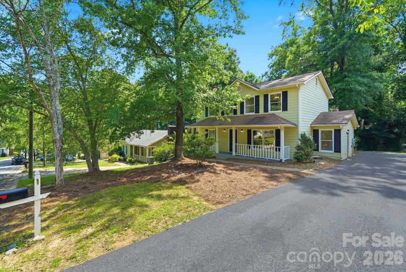 2819 Royal Ridge Ln, Charlotte, NC 28212